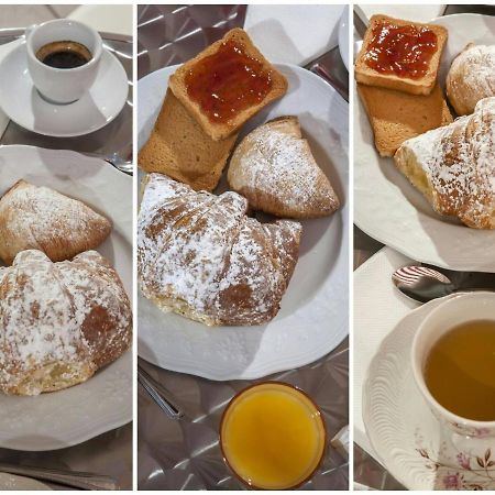 بومبيي B&B Enjoy Happyness المظهر الخارجي الصورة